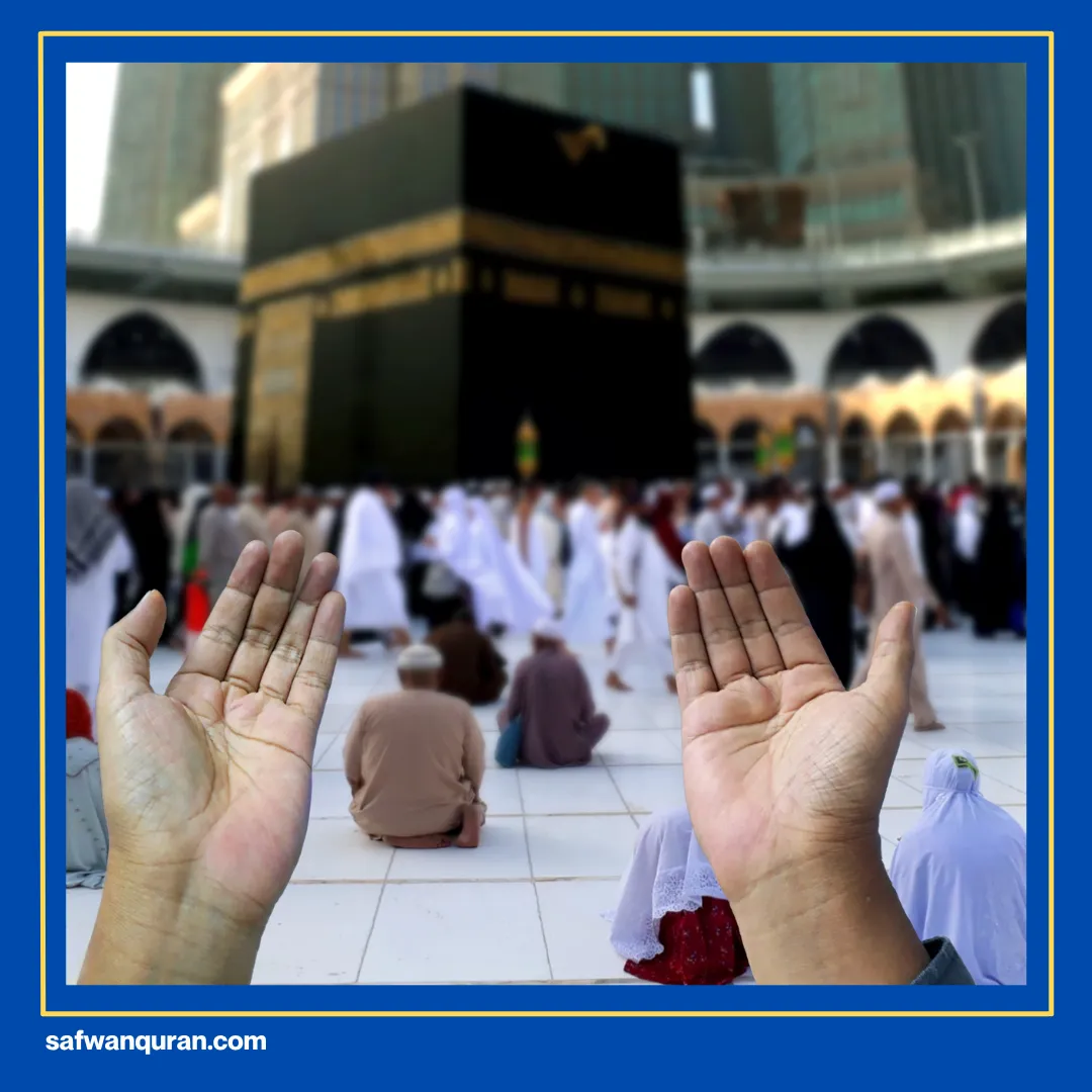 berdoa di kabah